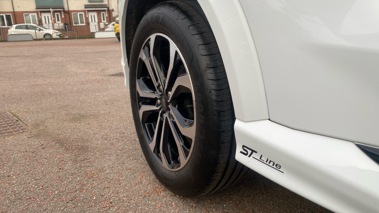 Ford Puma 1.0 EcoBoost Hybrid mHEV ST-Line 5dr Petrol Hatchback